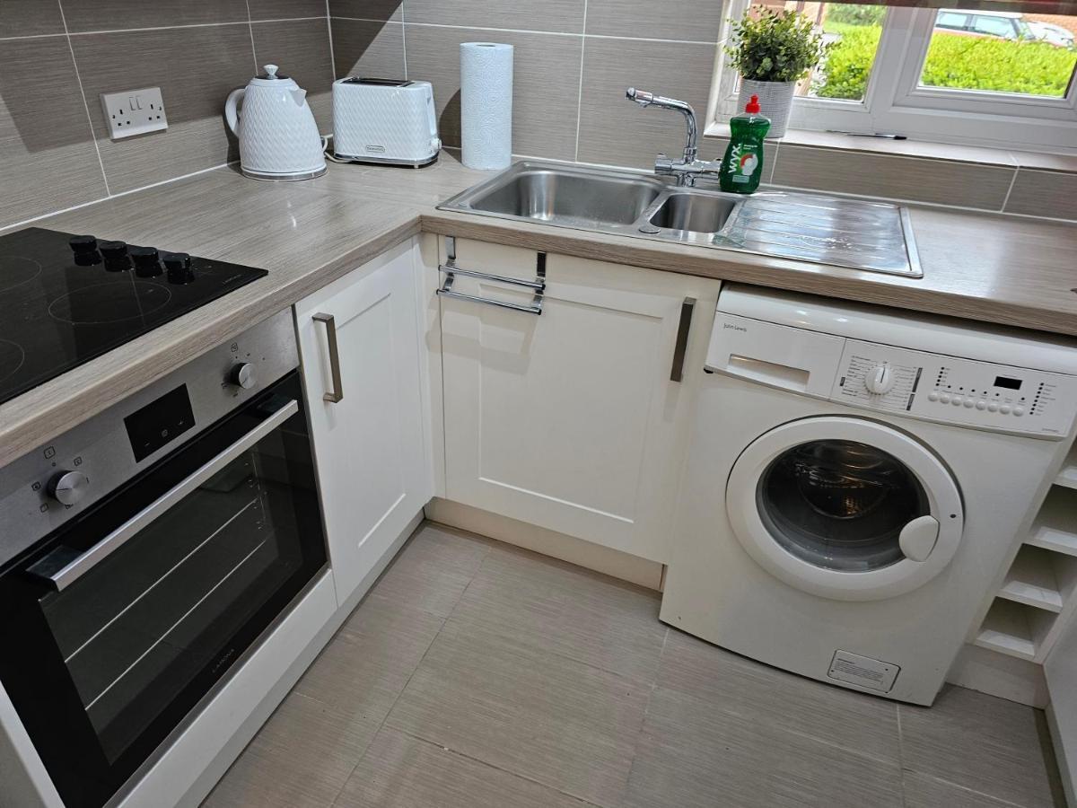 1 Bed Modern Flat Appartement Didcot Buitenkant foto